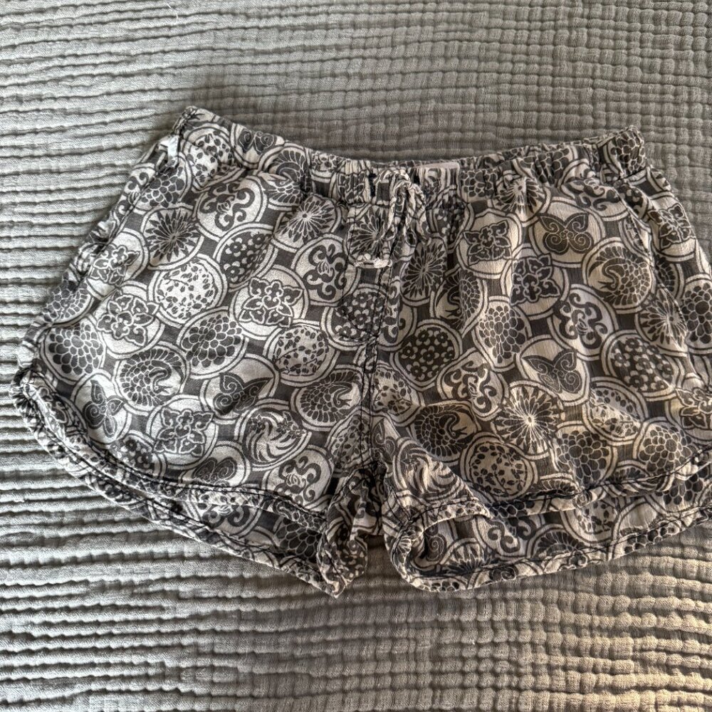 Women's Mollusk Shorts- Size Large